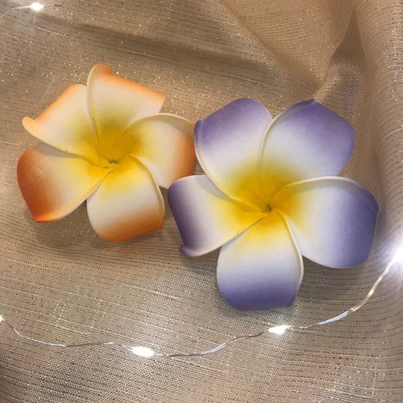 Tropical Flower Hair Clips 🌺 - Picture 5 of 7